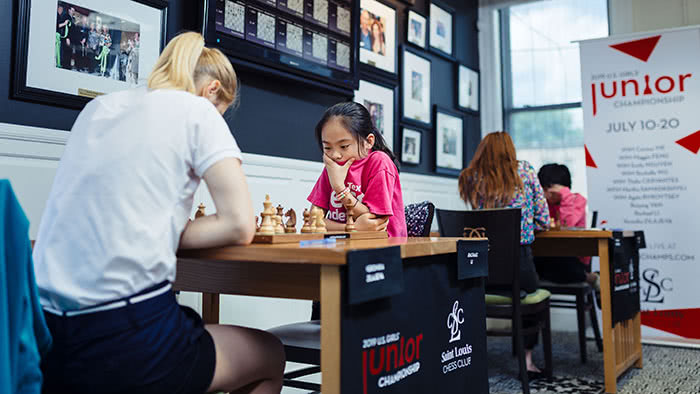 Zilajeva-Li (Zilajeva with back to camera)
Courtesy of Saint Louis Chess Club, photo by Crystal Fuller